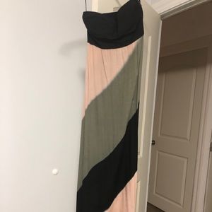 Maxi dress by Jean Lily